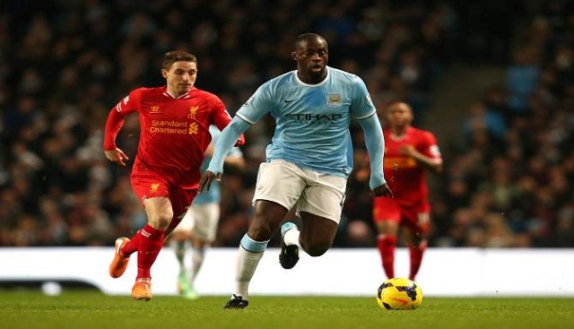 เรือใบเปิดรังเฉือนหงษ์ทะยานขึ้นรองจ่าฝูง